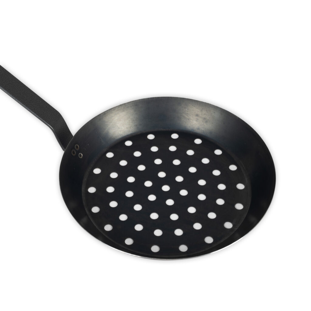 Poêle à marrons en acier perforée