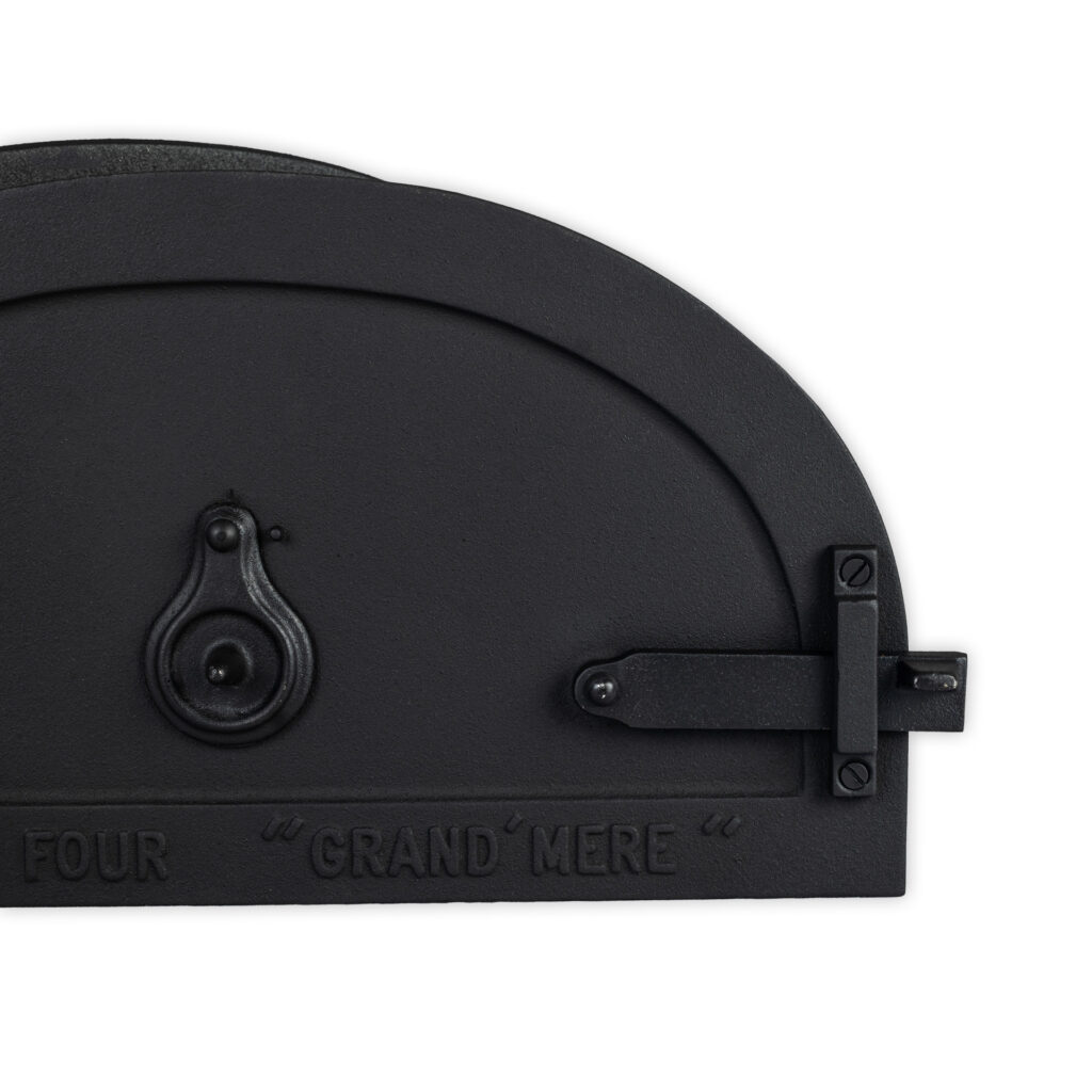 Four grand mere porte de four en fonte