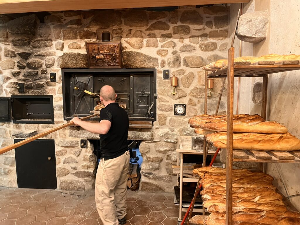 photo four à pain professionnel boulangerie l'ancienne