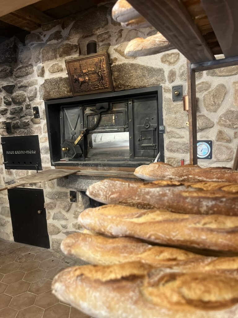four grand mere realisation boulangerie l'ancienne