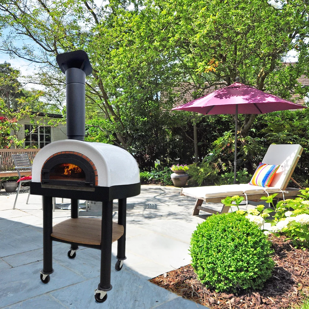 four à bois à roulettes deplaçable facilement