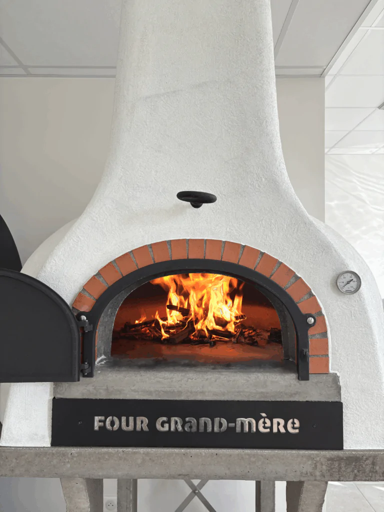 Hotte d'habillage four à bois particulier